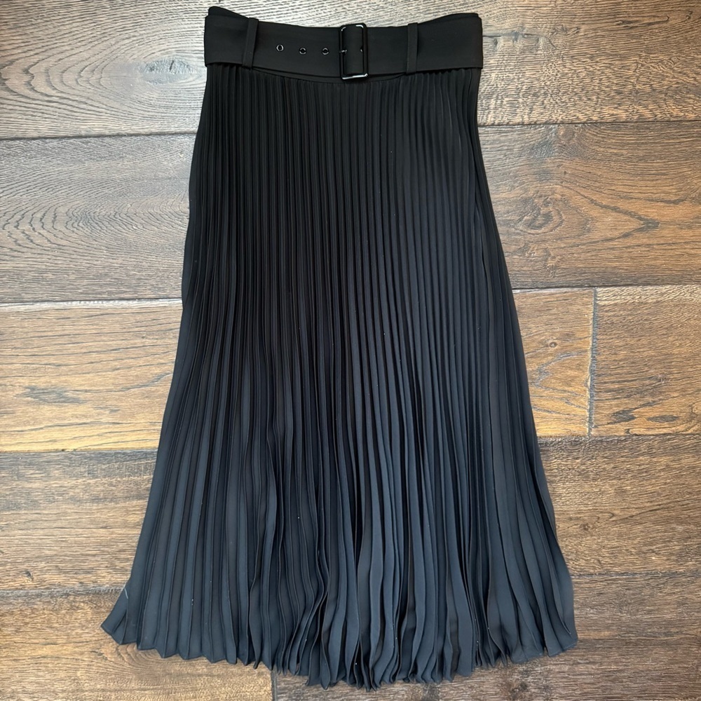 Wilfred Providence Black Pleated Midi Skirt